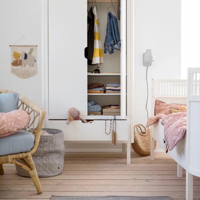 SEBRA - Kétajtós gardróbszekrény fehér